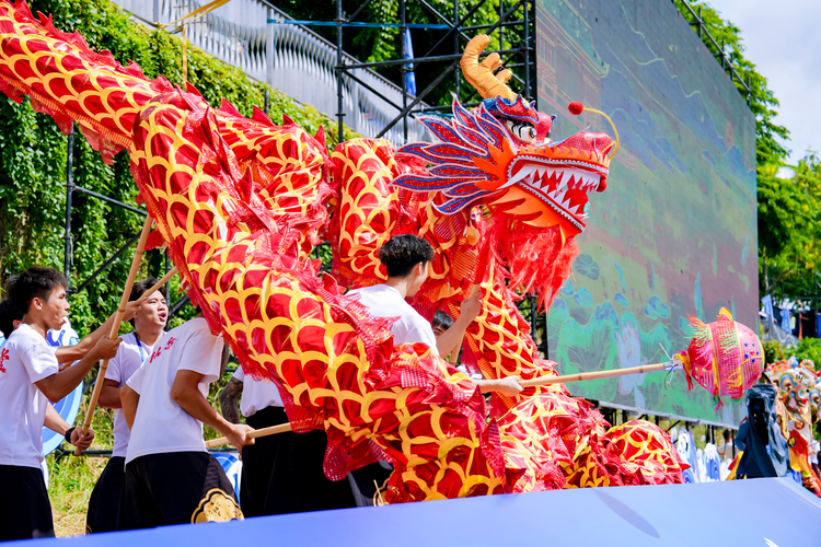 2024年香港开奖结果,实地观察数据设计_清晰版93.904