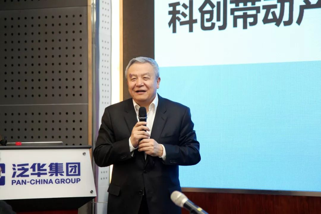 沈田义最新动态揭秘，小巷中的意外发现与隐藏宝藏