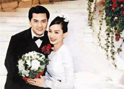 香港明星婚姻背后的故事聚焦，明星结婚之路的独家报道
