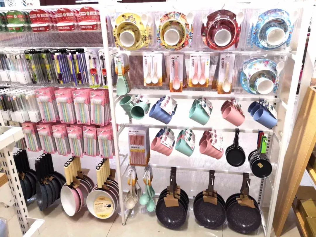 最新用品，温馨家庭故事背后的秘密武器