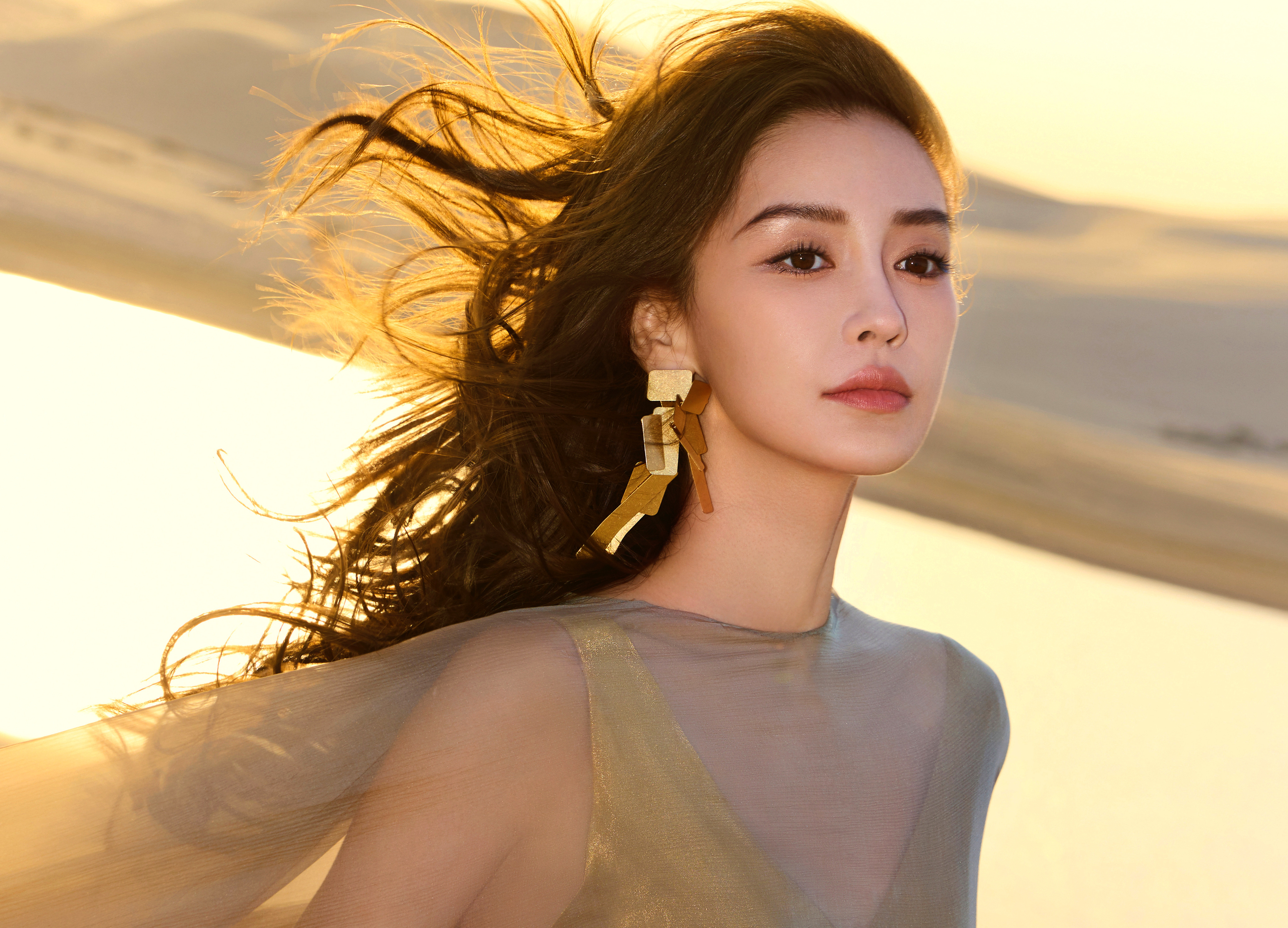 杨颖与科技完美融合，探索未来科技产品的新篇章 2025