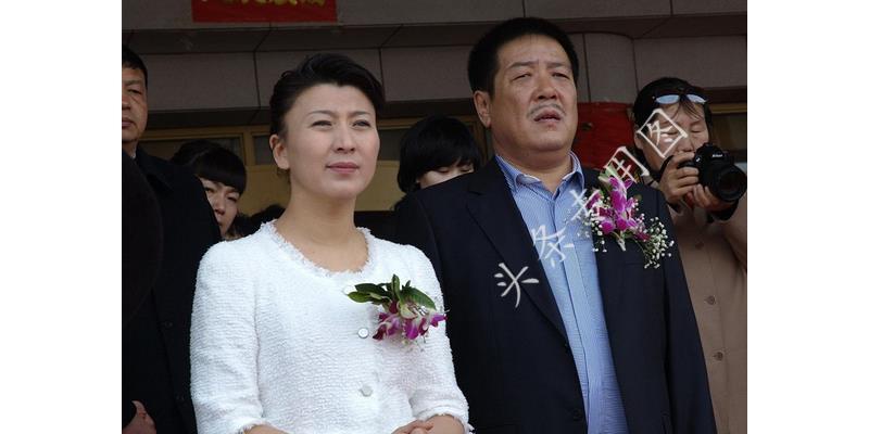 子女投靠父母最新规定下的家庭温馨日常探讨